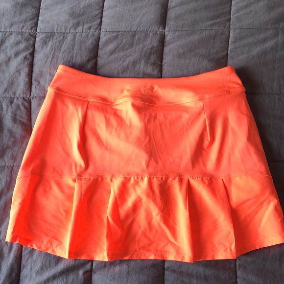 Under Armour golf/tennis skort - Picture 2 of 3